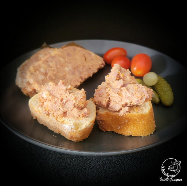 La Terrine de campagne au piment d'espelette ! La Terrine de campagne au piment d'espelette !