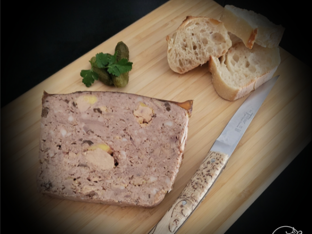 La Terrine de foie gras aux girolles !