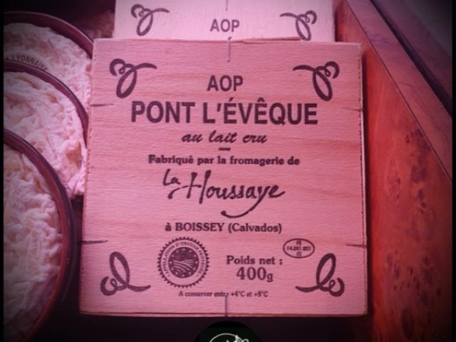 Le fromage à la Boucherie Saint Jacques : Le Pont L'Évêque !